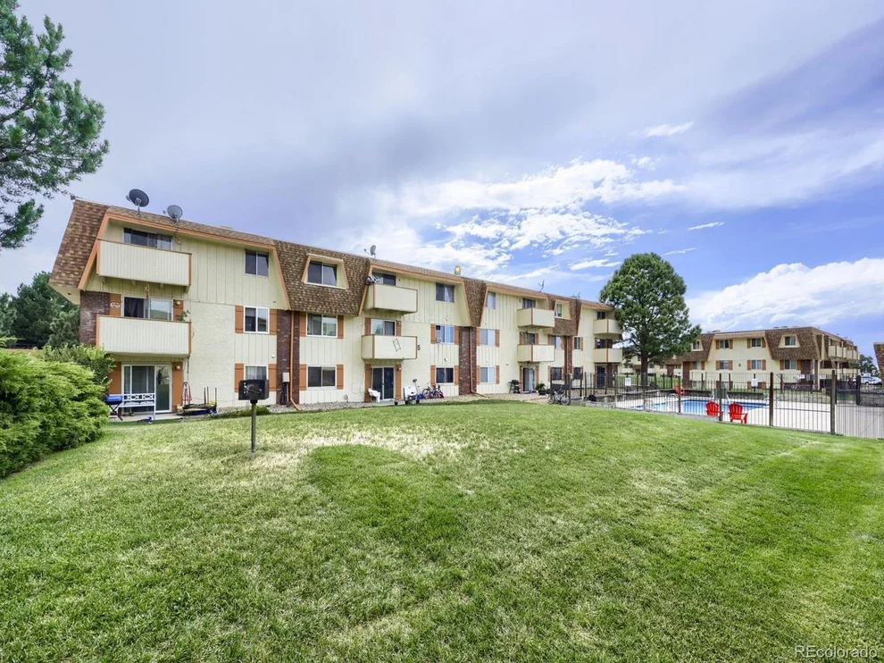 Unit for sale at 10211 Ura Ln, Denver, CO 80260