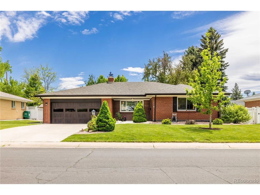 Unit for sale at 428 W Valleyview Ave, Littleton, CO 80120