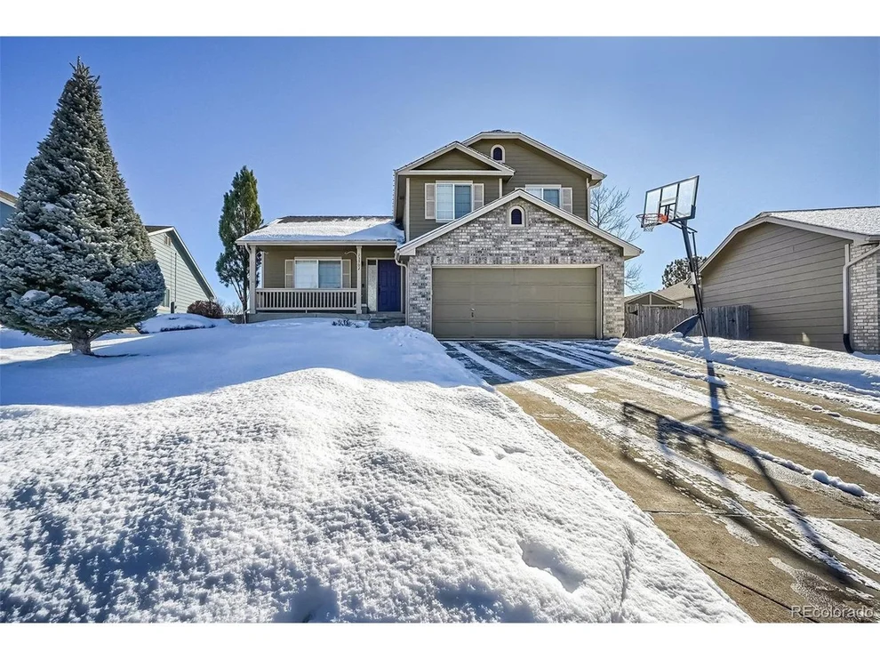 Unit for sale at 23702 Glenmoor Dr, Parker, CO 80138