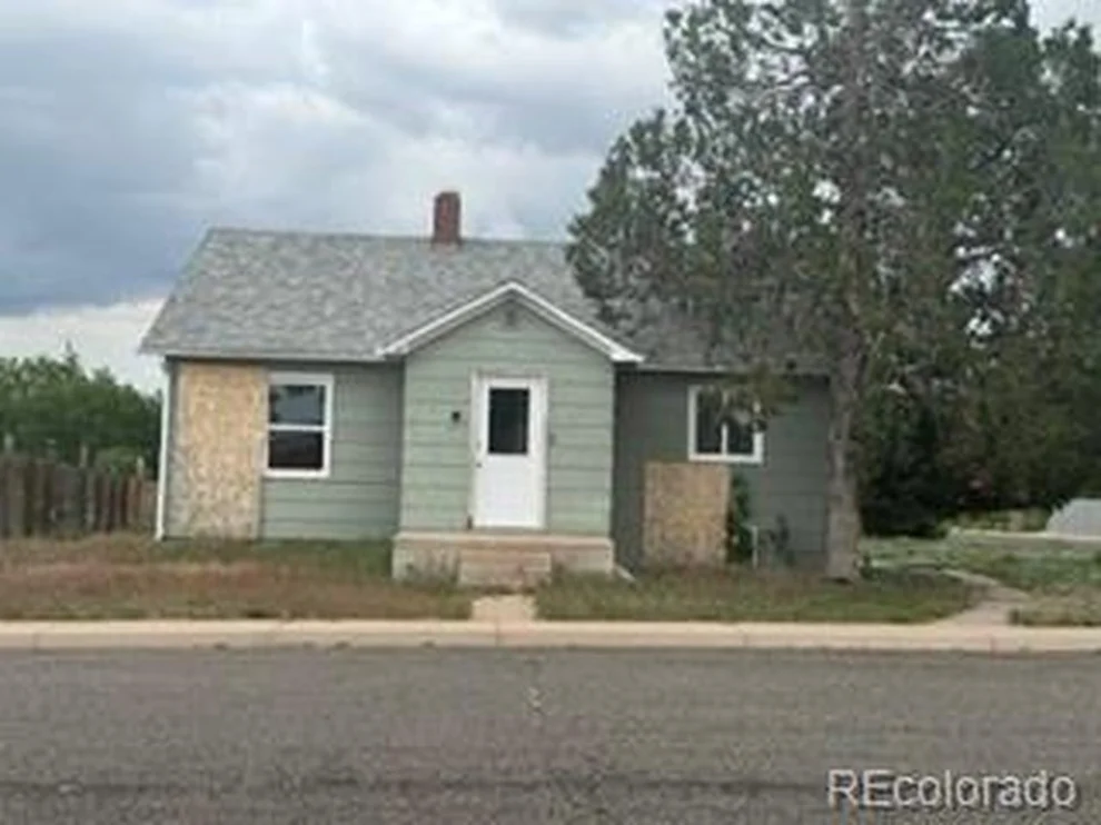 Unit for sale at 811 S Date St, Yuma, CO 80759