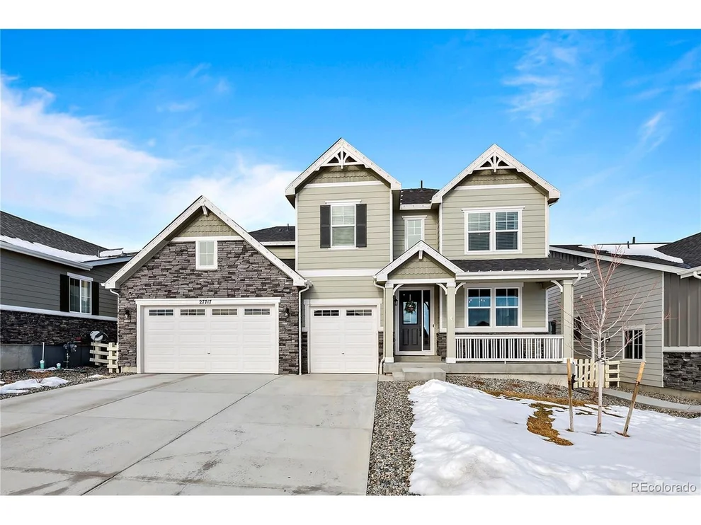 Unit for sale at 27717 E Costilla Dr, Aurora, CO 80016