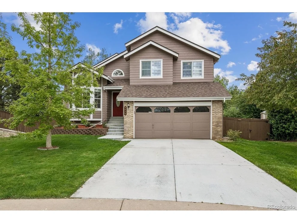 Unit for sale at 9452 Garden Ct, Highlands Ranch, CO 80126