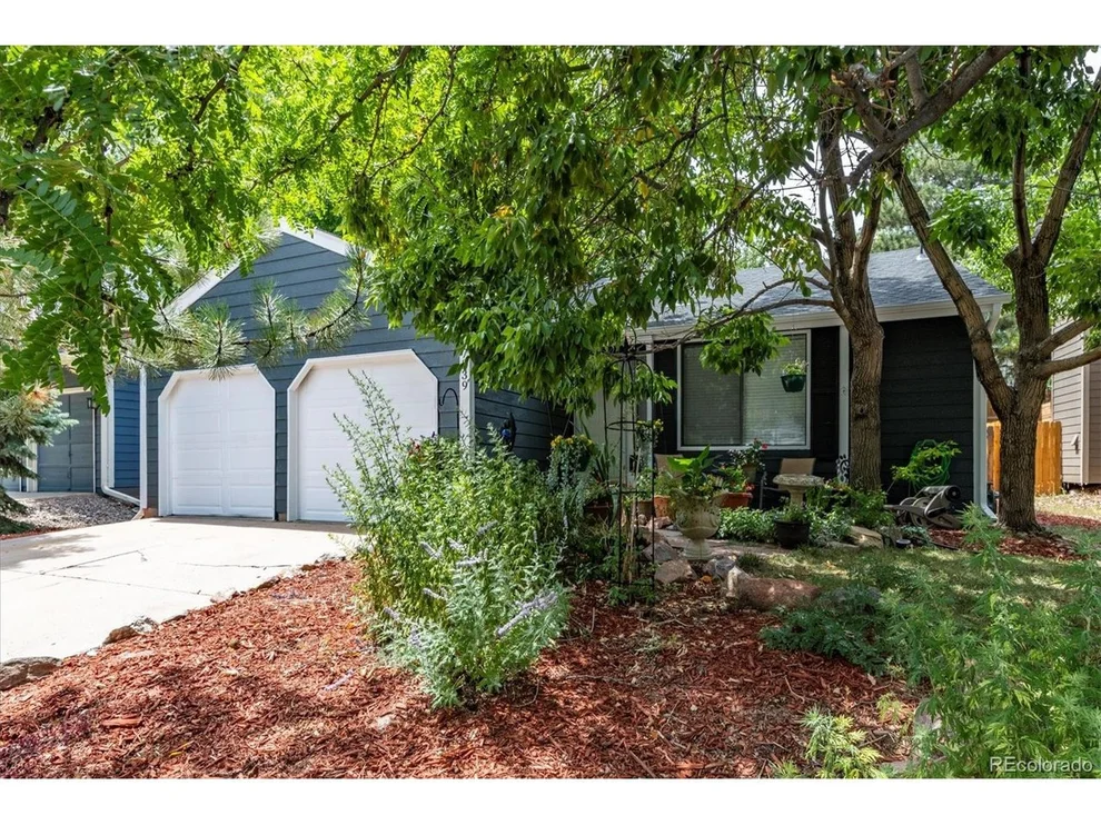 Unit for sale at 7339 S Gore Range Rd, Littleton, CO 80127