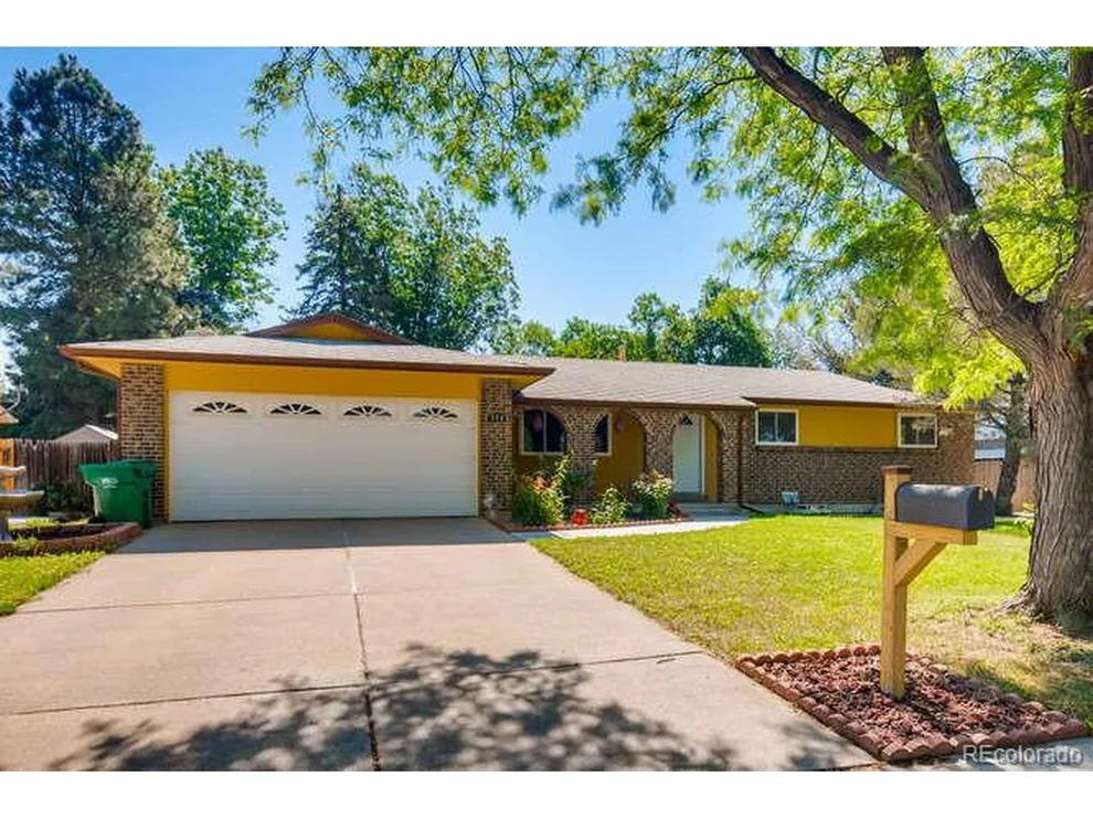 Unit for sale at 680 S Oakland St, Aurora, CO 80012