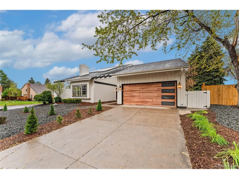 Unit for sale at 7102 S Harrison Ct, Centennial, CO 80122