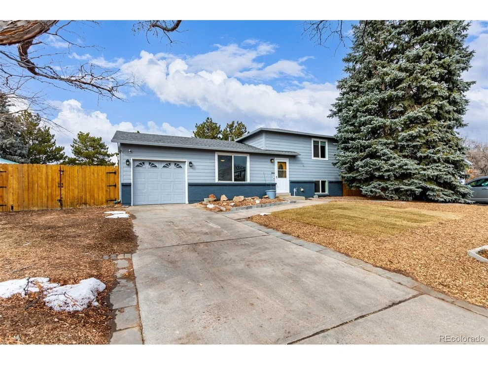 Unit for sale at 3089 S Winston St, Aurora, CO 80013