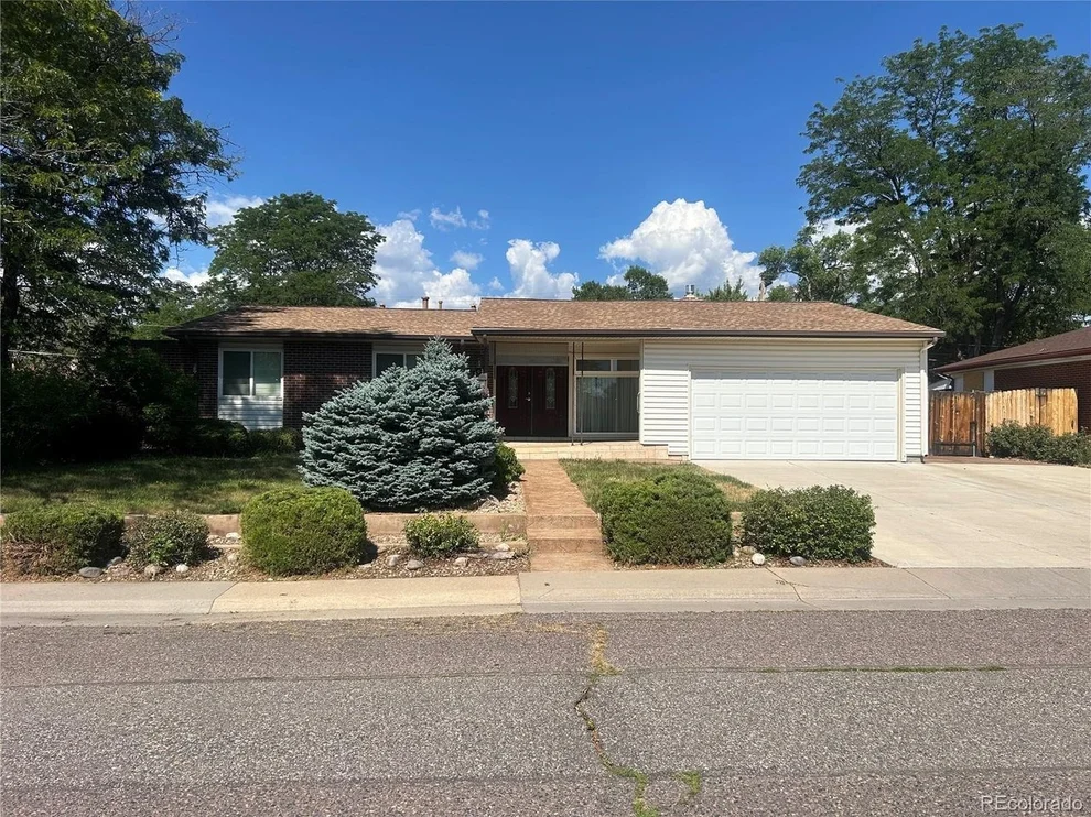 Unit for sale at 6037 Quail Ct, Arvada, CO 80004