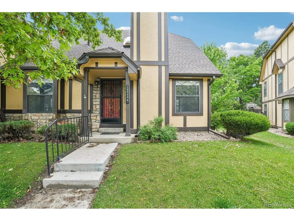Unit for sale at 18538 E Whitaker Cir, Aurora, CO 80015