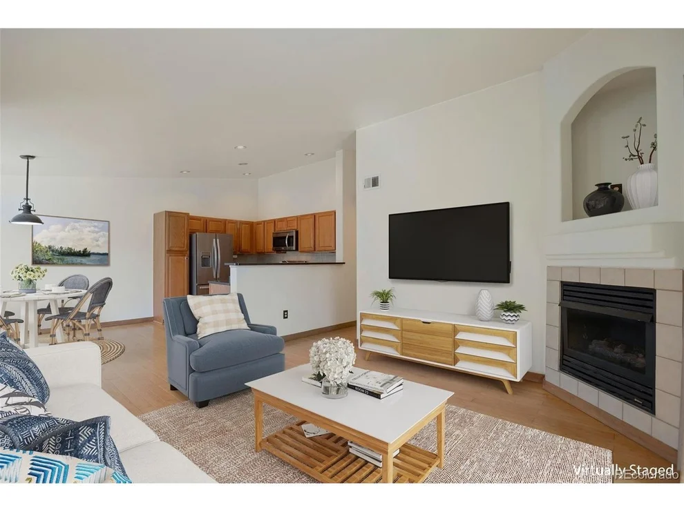 Unit for sale at 10091 E Carolina Dr, Aurora, CO 80247