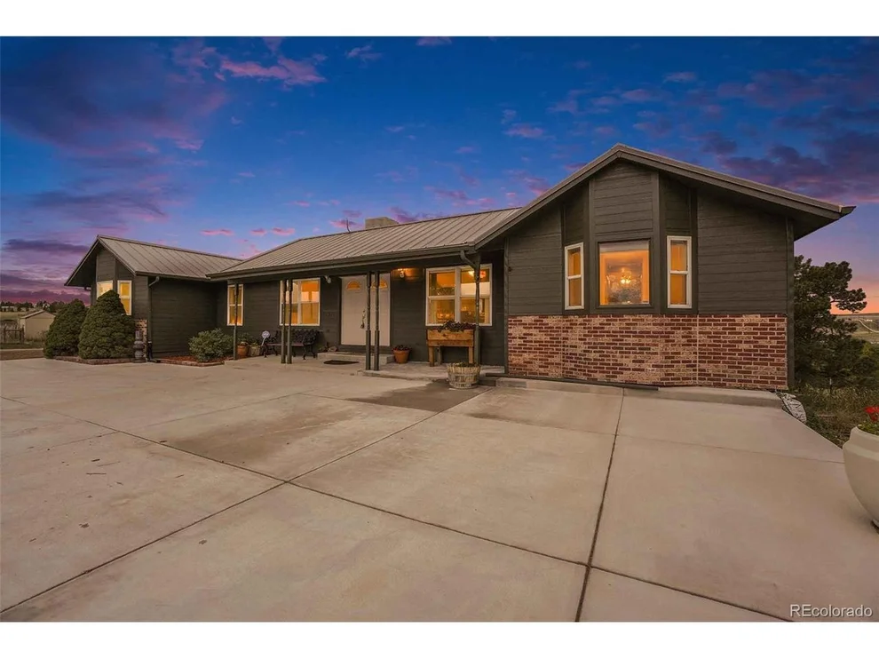 Unit for sale at 46237 Coal Creek Dr, Parker, CO 80138