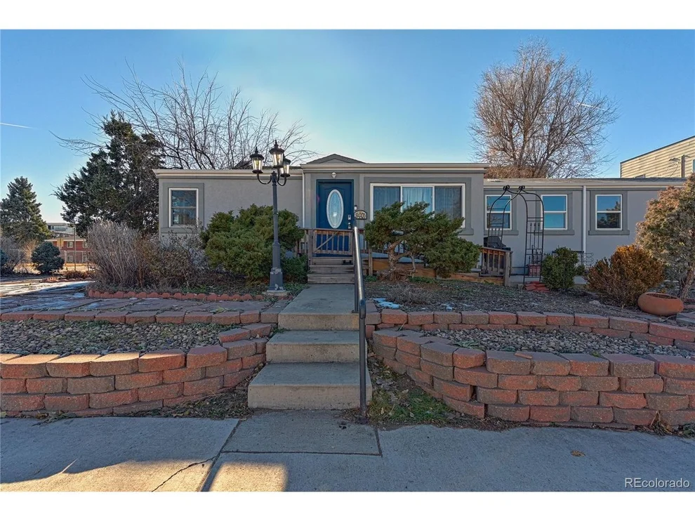 Unit for sale at 3401 S Downing St, Englewood, CO 80113