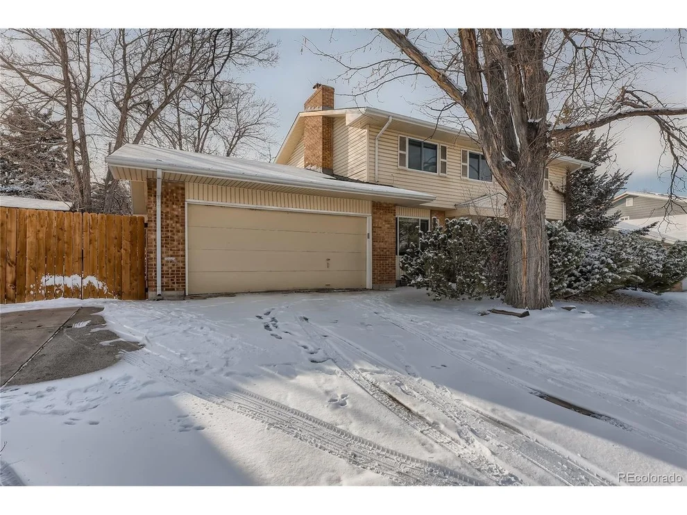 Unit for sale at 7035 S Spruce Dr, Centennial, CO 80112