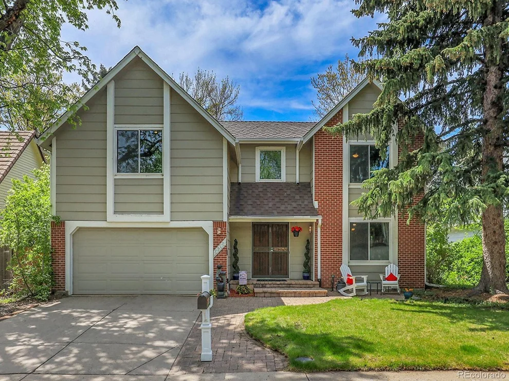 Unit for sale at 12362 E Vassar Dr, Aurora, CO 80014