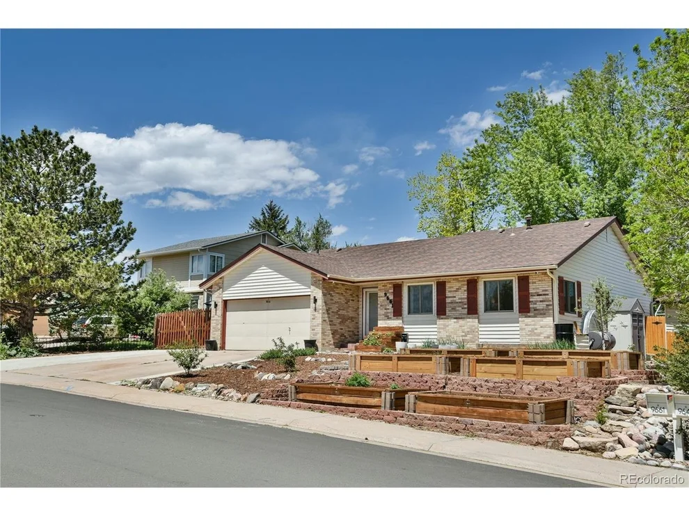 Unit for sale at 9661 W Dumbarton Pl, Littleton, CO 80123