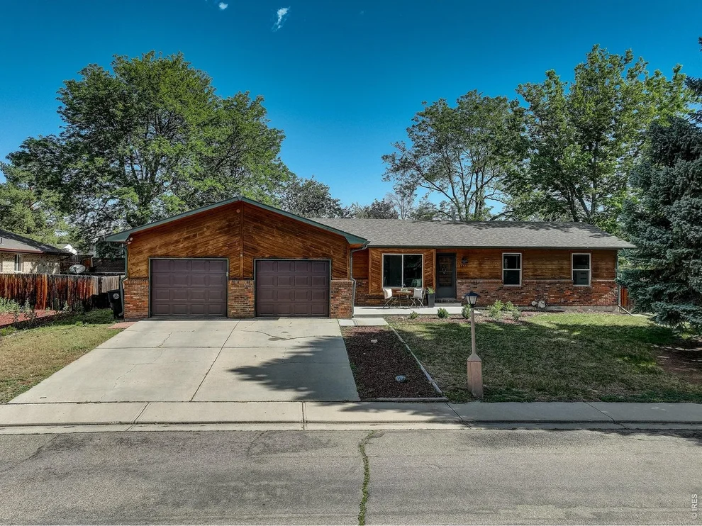 Unit for sale at 1611 Gifford Dr, Longmont, CO 80501