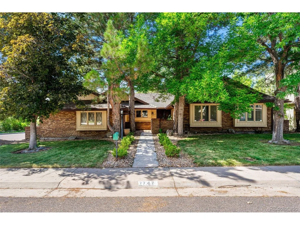 Unit for sale at 7747 S Cherry Ct, Centennial, CO 80122