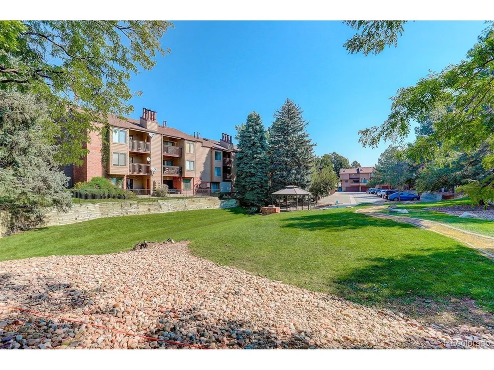 Unit for sale at 418 Wright St, Lakewood, CO 80228