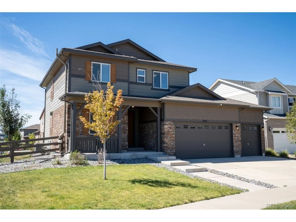Unit for sale at 7237 S Scottsburg Way, Aurora, CO 80016