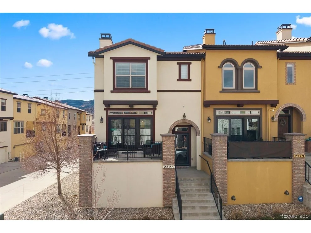 Unit for sale at 2525 S Orion St, Lakewood, CO 80228