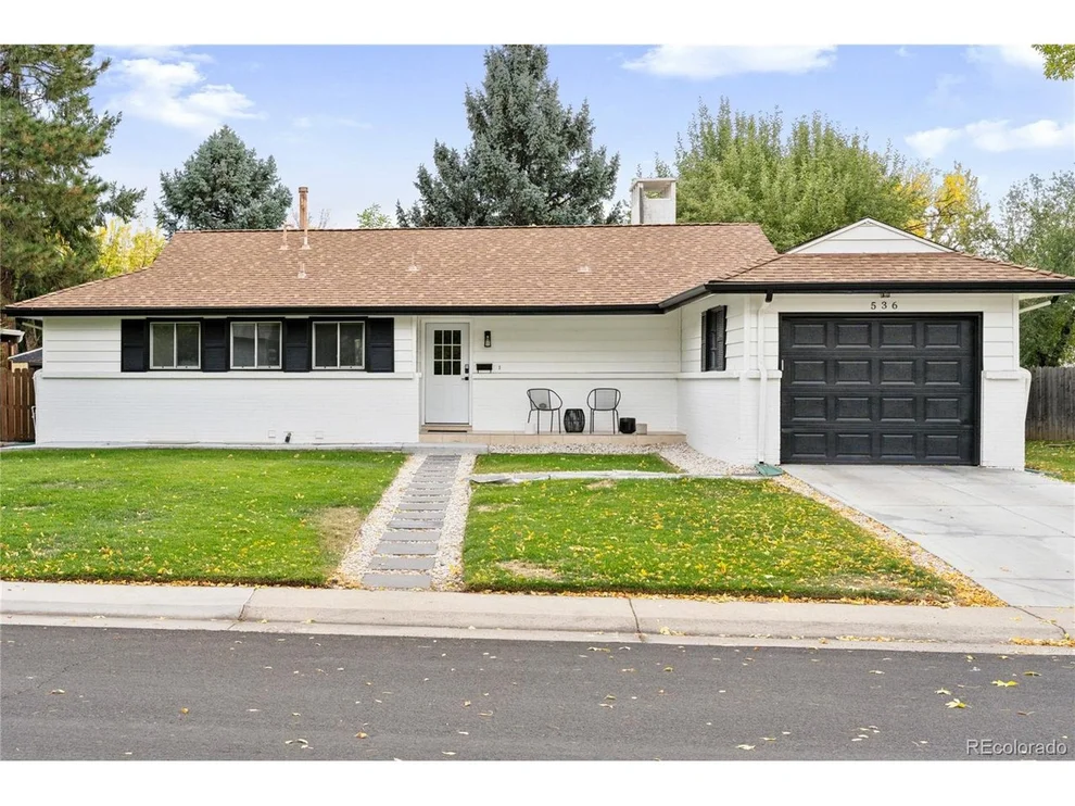 Unit for sale at 536 W Caley Cir, Littleton, CO 80120