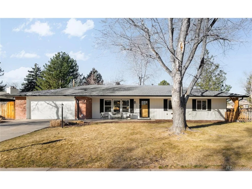 Unit for sale at 7201 S Sheridan Ct, Littleton, CO 80128