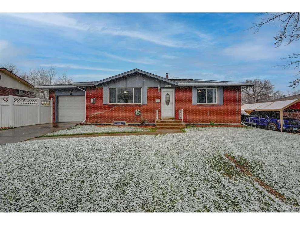 Unit for sale at 6583 Benton Cir, Arvada, CO 80003
