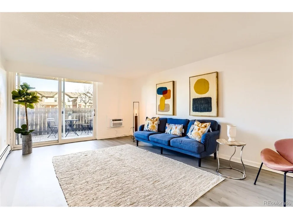Unit for sale at 2231 S Vaughn Way, Aurora, CO 80014
