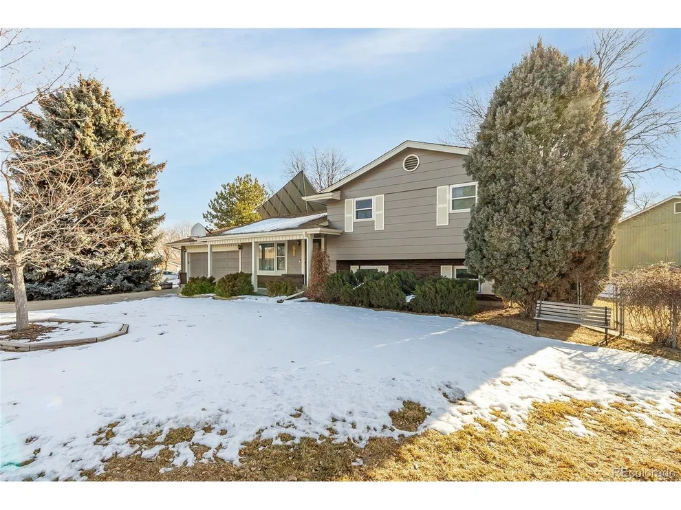 Unit for sale at 906 E 6th Ave, Broomfield, CO 80020
