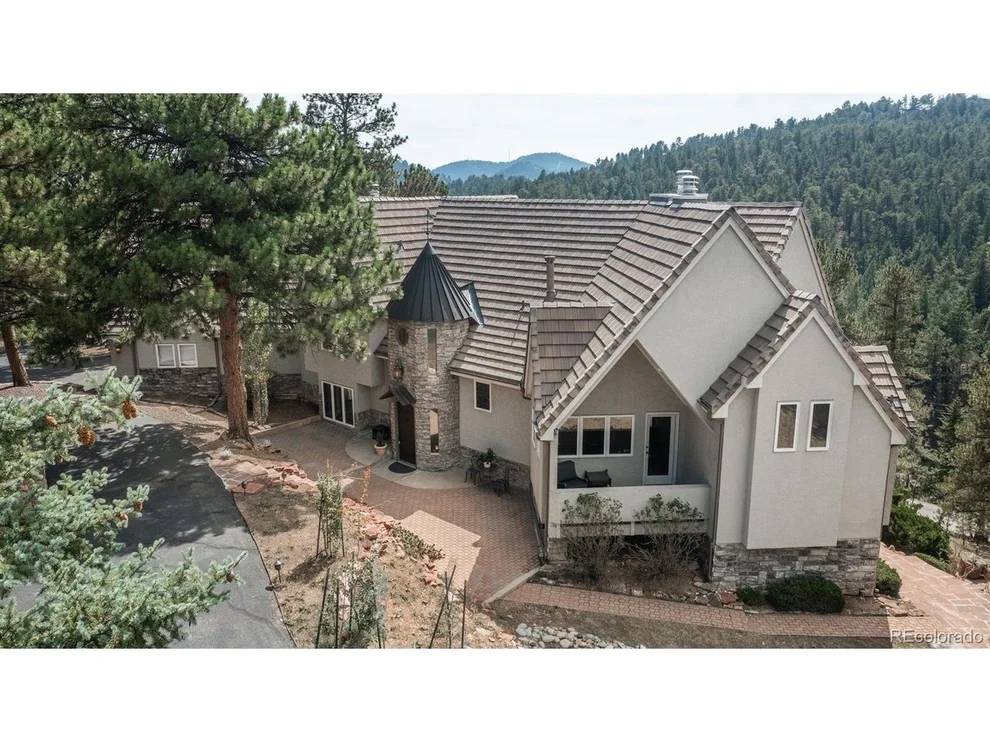 Unit for sale at 22594 Treetop Ln, Golden, CO 80401
