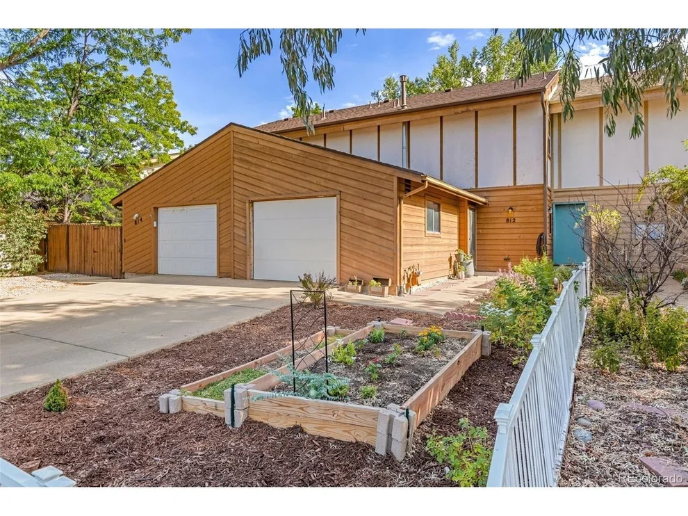 Unit for sale at 812 Sir Galahad Dr, Lafayette, CO 80026