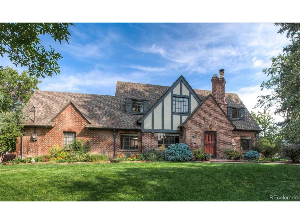 Unit for sale at 3215 E 7th Avenue Pkwy, Denver, CO 80206