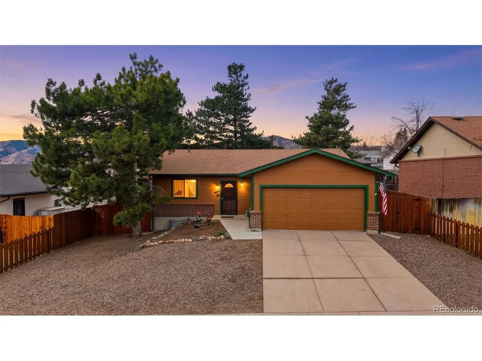 Unit for sale at 2357 S Eldridge Ct, Lakewood, CO 80228