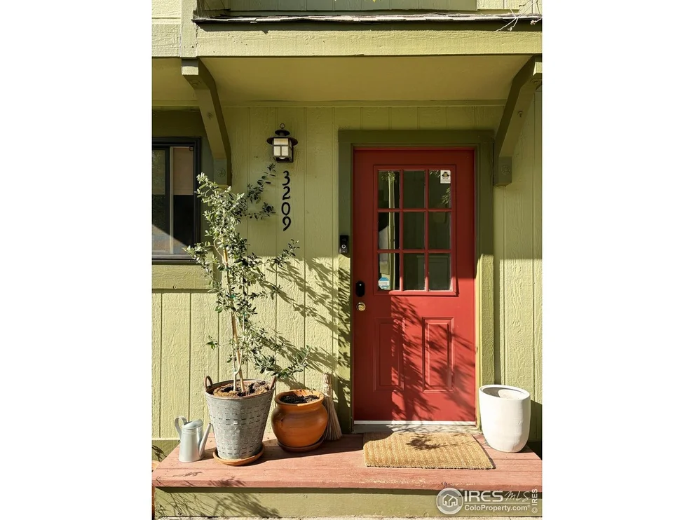 Unit for sale at 3209 Redstone Rd, Boulder, CO 80305