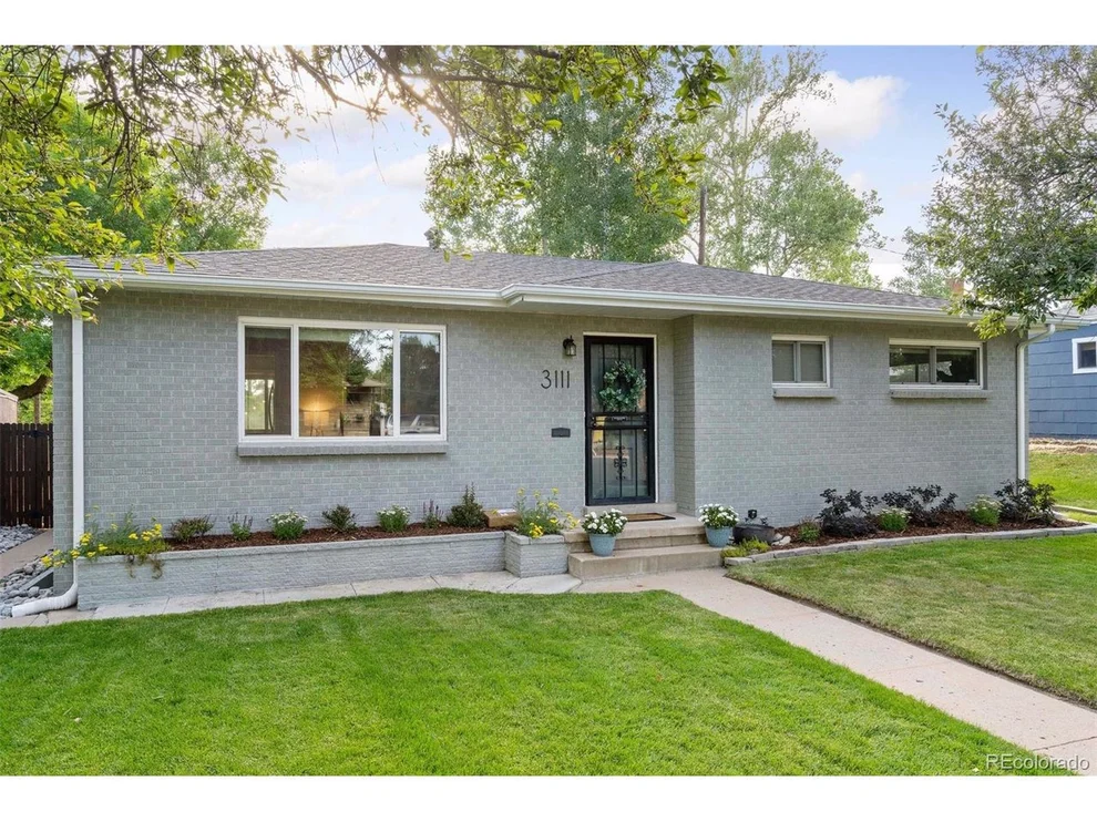 Unit for sale at 3111 S Ogden St, Englewood, CO 80113