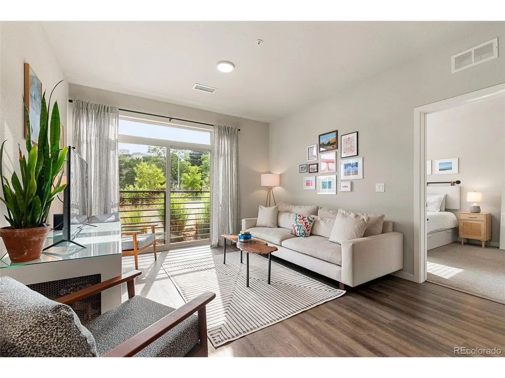 Unit for sale at 155 S Monaco Street Pkwy, Denver, CO 80224