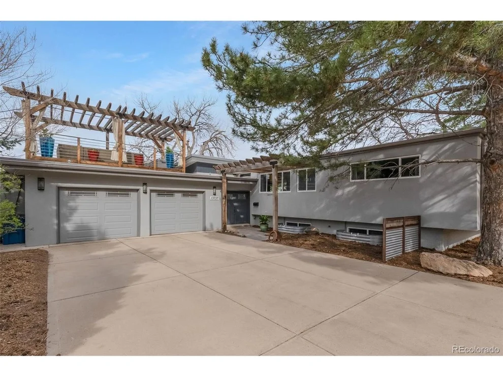 Unit for sale at 13737 W Virginia Dr, Lakewood, CO 80228