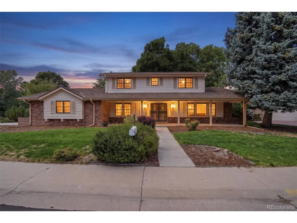 Unit for sale at 4075 S Poplar Way, Denver, CO 80237