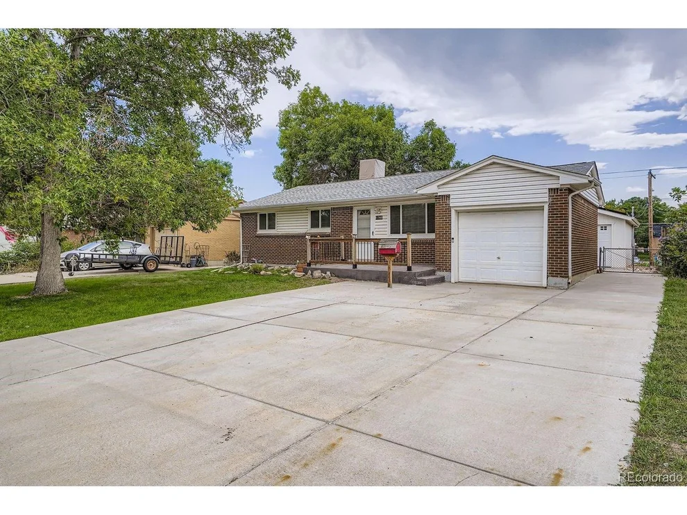 Unit for sale at 1740 W 6th Ave, Broomfield, CO 80020