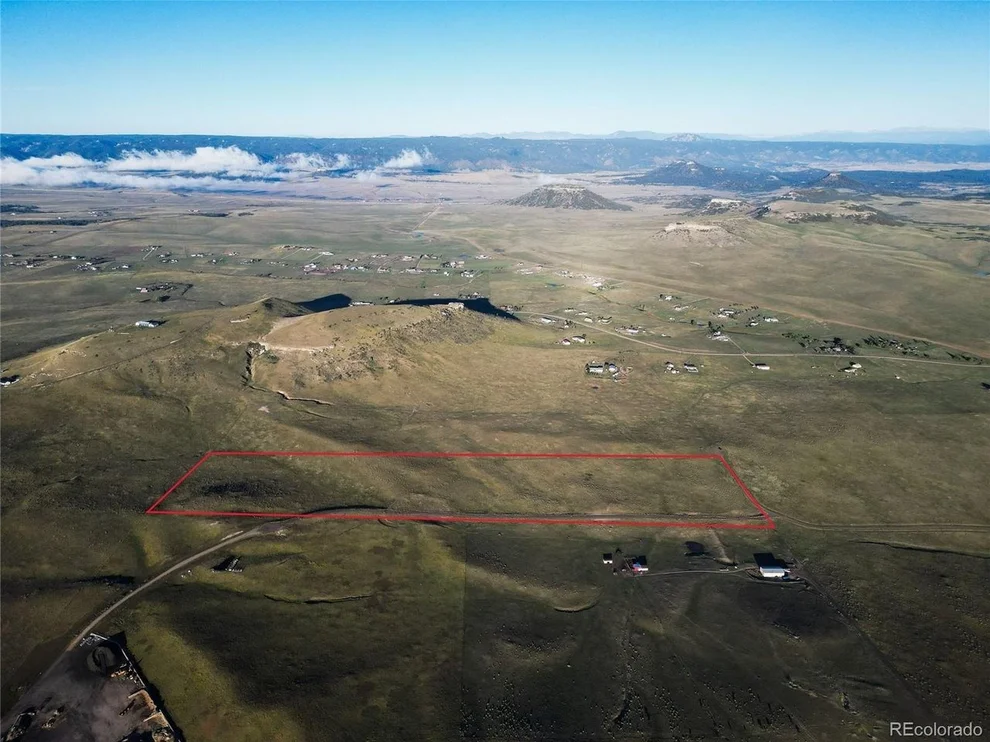 Unit for sale at 7 Twin Bluffs Road, Larkspur, CO 80118