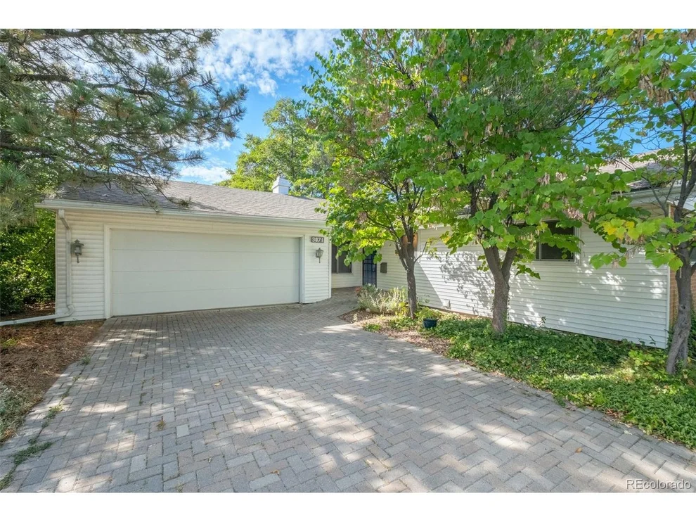Unit for sale at 3071 S Krameria St, Denver, CO 80222