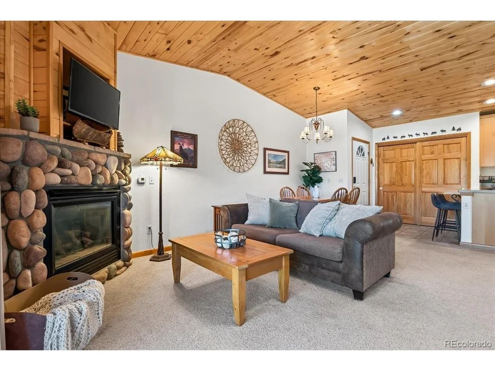 Unit for sale at 205 Bella Vista Ct, Grand Lake, CO 80447