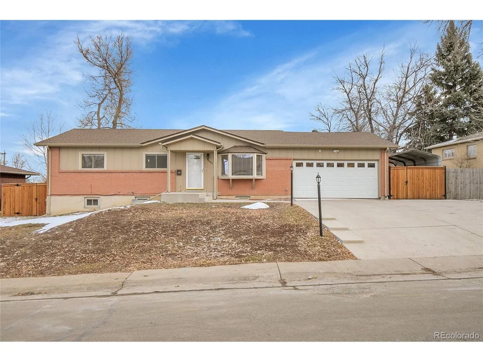 Unit for sale at 12022 W Dakota Dr, Lakewood, CO 80228