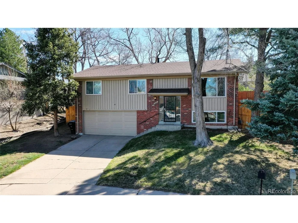 Unit for sale at 2844 S Reading Ct, Denver, CO 80231