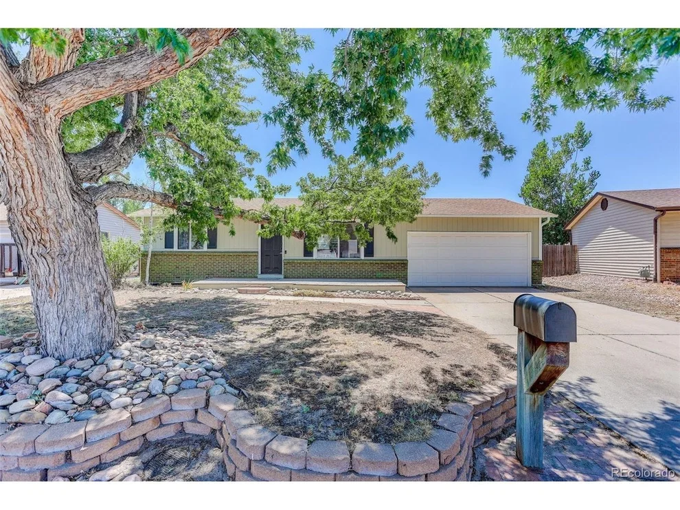 Unit for sale at 15488 E Bates Ave, Aurora, CO 80013