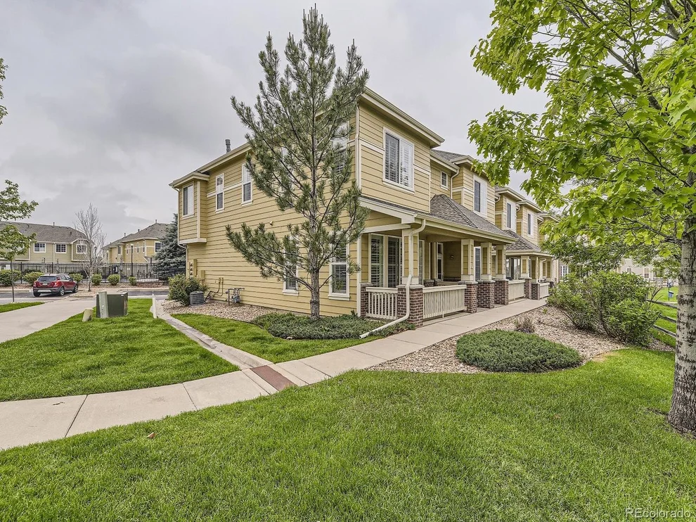 Unit for sale at 16155 E Geddes Dr, Aurora, CO 80016