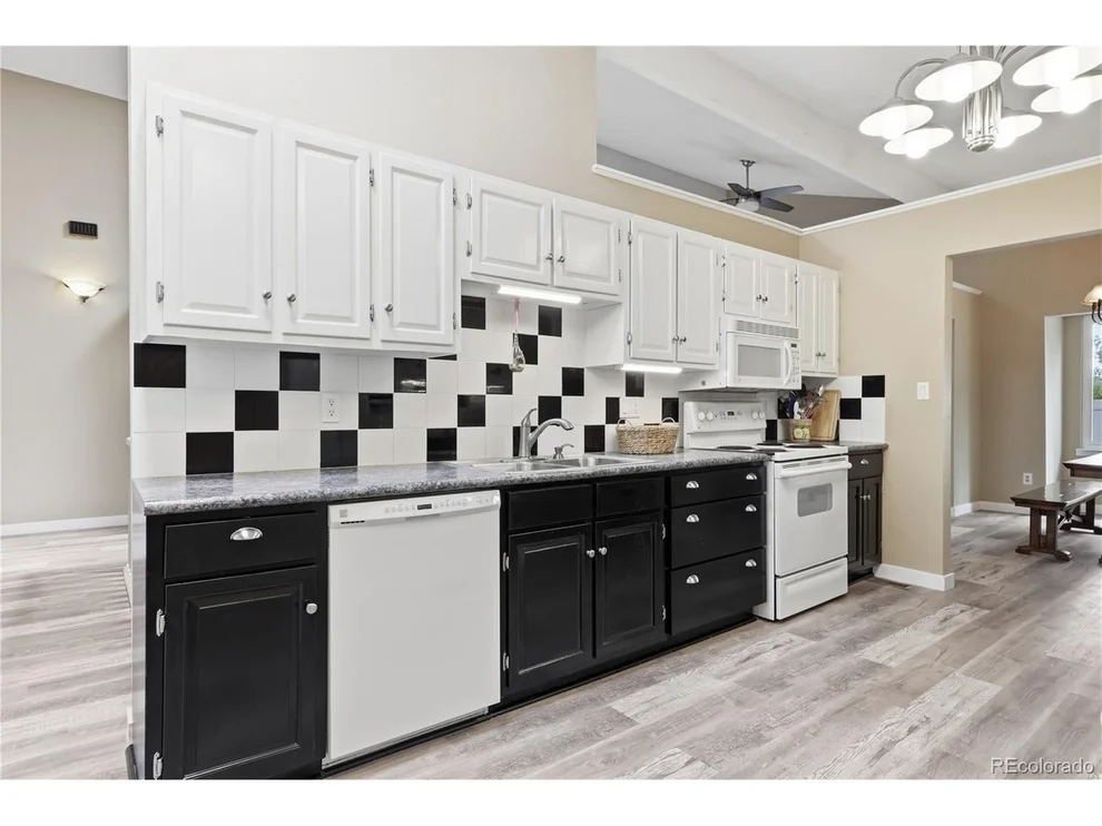 Unit for sale at 12054 E Maple Ave, Aurora, CO 80012