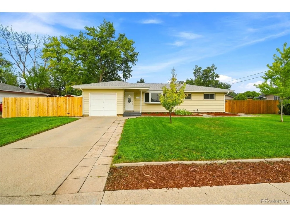 Unit for sale at 12721 Woodland Dr, Longmont, CO 80504
