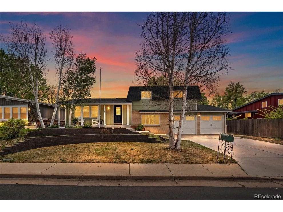 Unit for sale at 9525 W Kentucky Dr, Lakewood, CO 80226