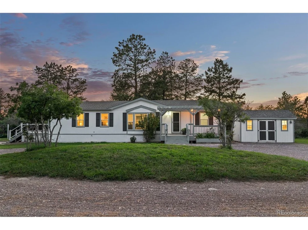 Unit for sale at 652 Verdos Dr, Elizabeth, CO 80107