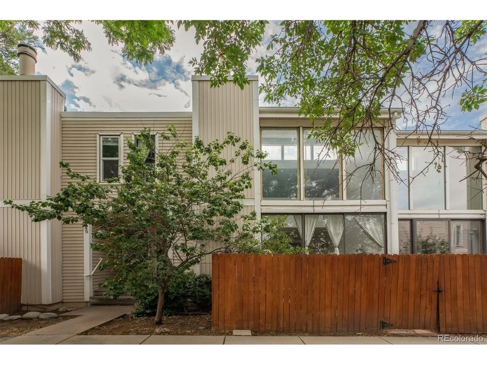 Unit for sale at 1050 S Monaco St Pkwy, Denver, CO 80224